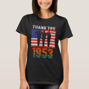Vintage 1953 69 Years Old Flag American 69th Birt T-Shirt