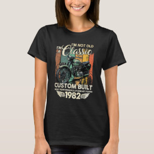 Vintage 1982 Classic Motor 40 Year Old 40th Birthd T-Shirt