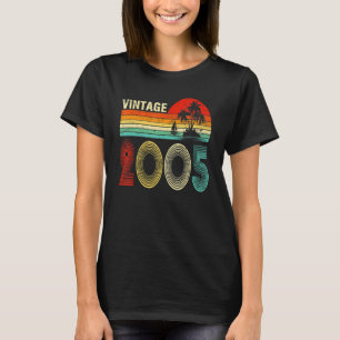 Vintage 2005  18 Years Old for Boys Girls 18th Bir T-Shirt