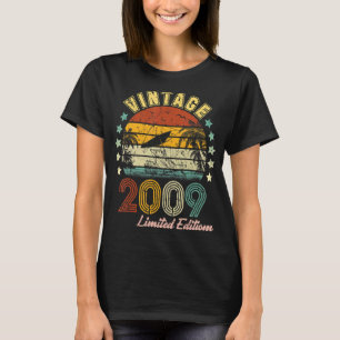Vintage 2009 13 Years Old Men And Women 13th Birt T-Shirt