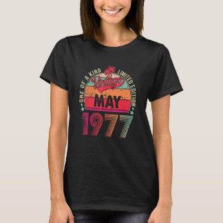 Vintage 45th Birthday Awesome Since May 1977 1 T-Shirt