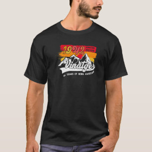 Vintage 80th Birthday  1942 Decoration 80 Years Ol T-Shirt