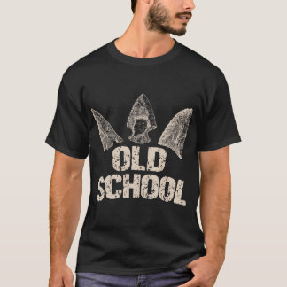 Vintage Arrowhead Hunting Old School Archery Arrow T-Shirt
