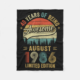 Vintage August 1986 40 Years Old 40th Birthday Men Fleece Blanket