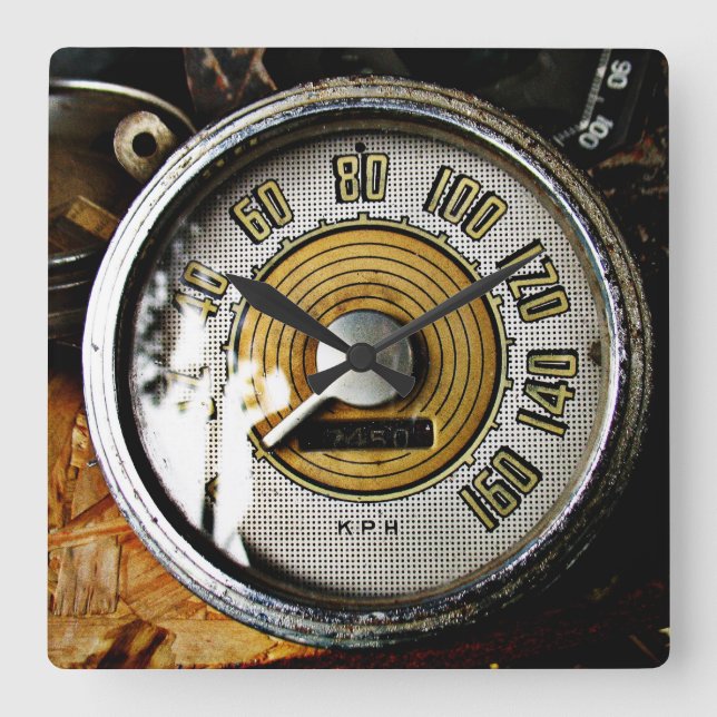 Vintage automobile speed gauge square wall clock (Front)