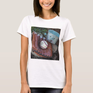 Vintage Baseball Mit and Ball Baseball Glove Amer T-Shirt