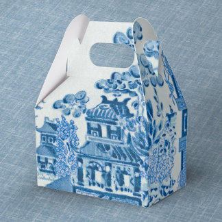 Vintage Blue Willow Favour Box