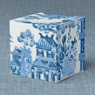 Vintage Blue Willow Favour Box