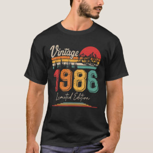 Vintage Born In 1986 Birthday Year Party Wedding A T-Shirt
