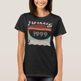 Vintage Born In 1999 23rd Birthday 23 Years Old T-Shirt