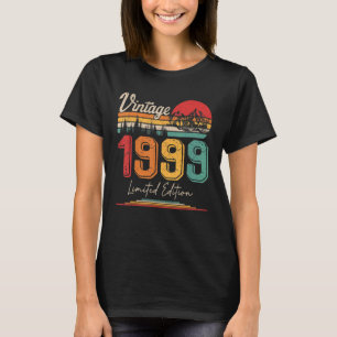 Vintage Born In 1999 Birthday Year Party Wedding A T-Shirt