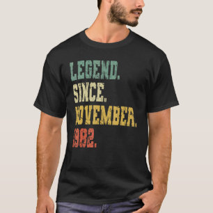 Vintage Born In November 1982 Men Women 40 Years T-Shirt