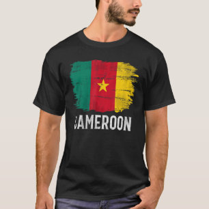 Vintage Cameroon Flag For Cameroonian   T-Shirt