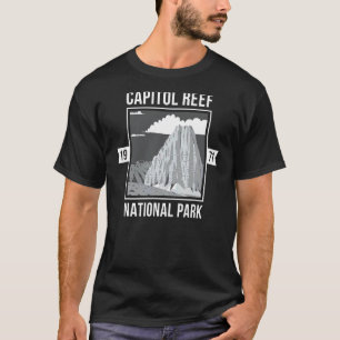 Vintage Capitol Reef National Park Usa Utah Hiking T-Shirt