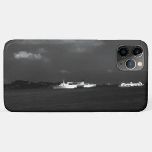 Vintage China Hong Kong bay travelers boats iPhone 11 Pro Max Case
