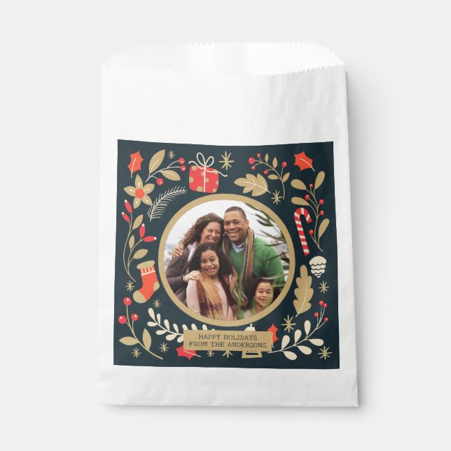 Vintage Christmas Botanical Family Photo Favour Bag (Front)
