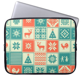 Vintage Christmas patchwork seamless pattern. Trad Laptop Sleeve