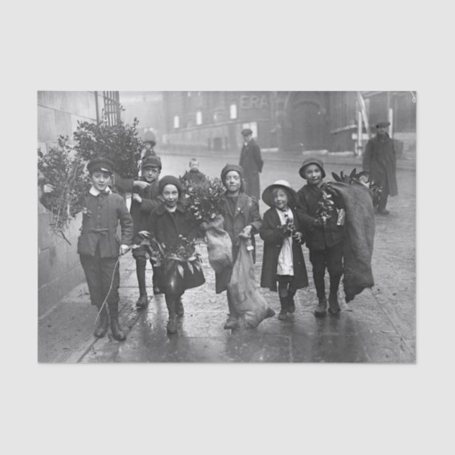 Vintage Christmas Tissue Paper CHILDREN HOLLY 1915 (Front)