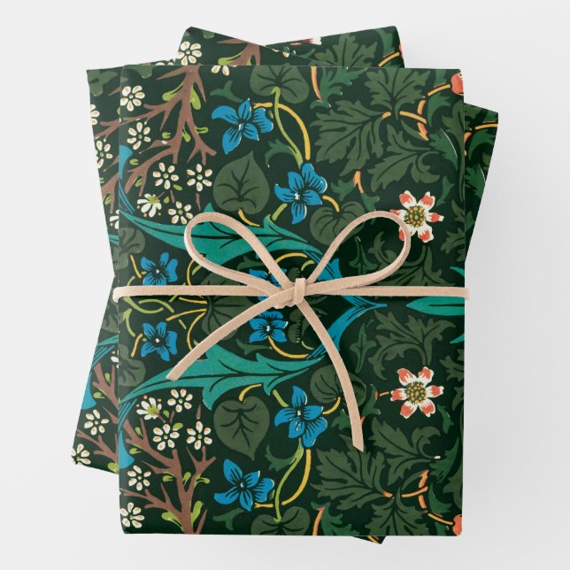 Vintage Christmas, William Morris Wrapping Paper Sheet (In situ)