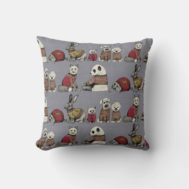 vintage chums cushion (Front)