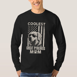 Vintage Coolest Great Pyrenees Mum USA American Fl T-Shirt