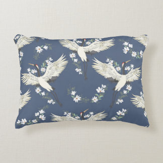 Vintage Crane: Flying Bird Pattern Decorative Cushion