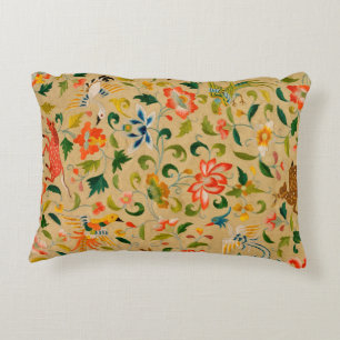 Vintage Crewel Animal Embroidery: Antique Tapestry Decorative Cushion