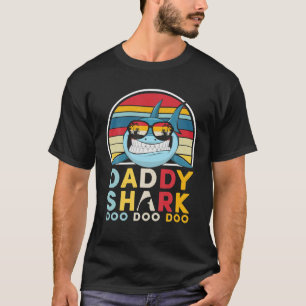 Vintage Daddy Shark Dad Gift Father Day T-Shirt
