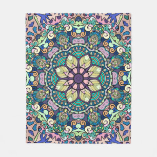 Vintage Damask: Elegant Seamless Pattern Fleece Blanket