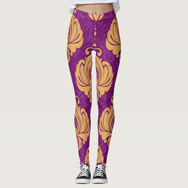 Vintage Damask Ornamental Pattern. Leggings (Front)