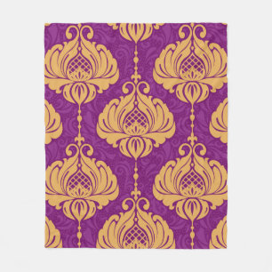 Vintage damask ornamental seamless pattern fleece blanket