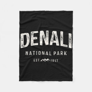 Vintage Denali National Park Mountains Nature Retr Fleece Blanket