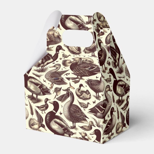 Vintage Duck and Goose Pattern Favour Box (Front Side)