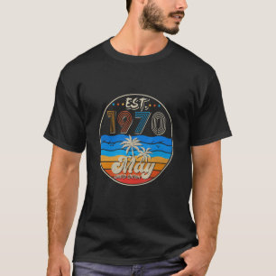 Vintage Est.1970 52nd Birthday Born In May 1970 52 T-Shirt