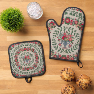 Vintage Floral Applique by Ludington Oven Mitt & Pot Holder Set