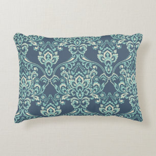vintage floral wallpaper. Classic Baroque floral o Decorative Cushion