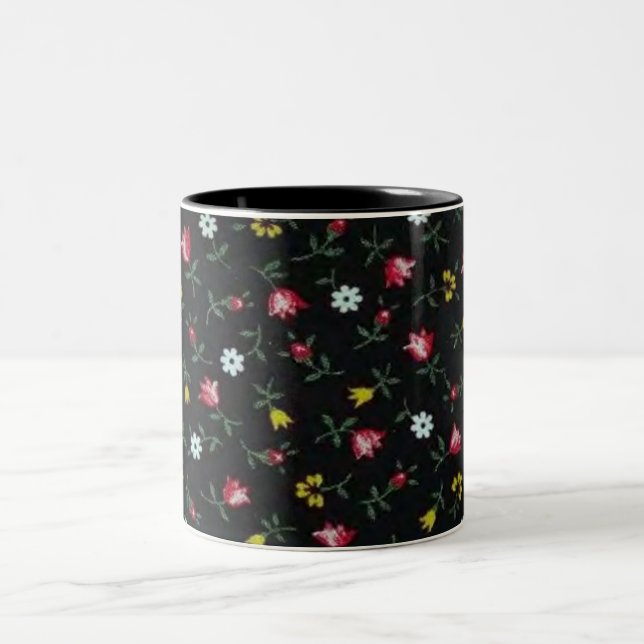 Vintage Flowers Mug (Center)