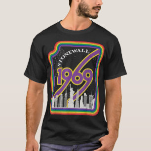 Vintage Gay LGBTQ Stonewall 1969 Retro New York Sk T-Shirt