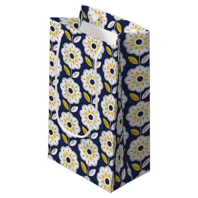 Vintage Geometric Flower Pattern Small Gift Bag (Front Angled)