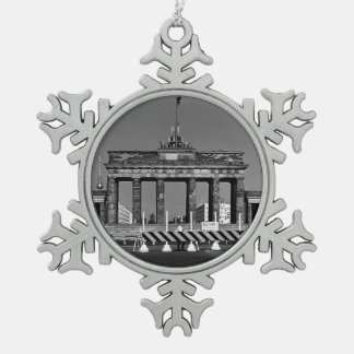 Vintage Germany Berlin Brandenburg Gate Snowflake Pewter Christmas Ornament