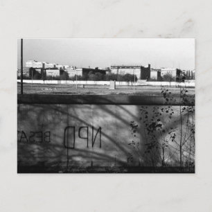 Vintage Germany Berlin wall Postcard