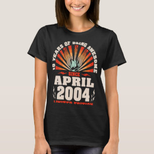Vintage Guitarist Guitar Born April 2004 19th Bir T-Shirt