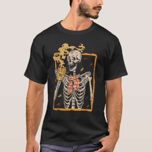 Vintage Halloween Skeleton Pumpkin Spice Latte Syr T-Shirt