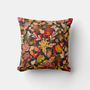 Vintage hand drawn seamless floral pattern cushion