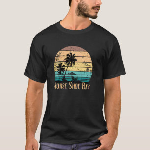 Vintage Horseshoe Bay Bermuda Beach Souvenir Distr T-Shirt