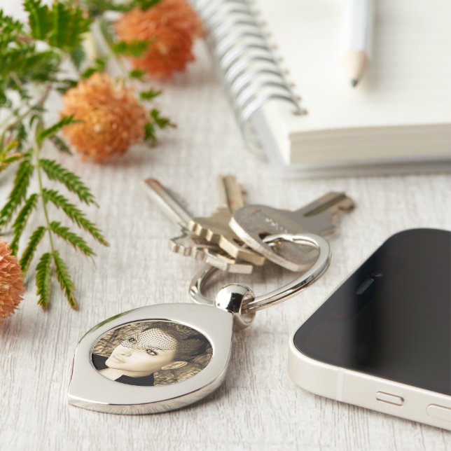 Vintage Lady Key Ring (Side)