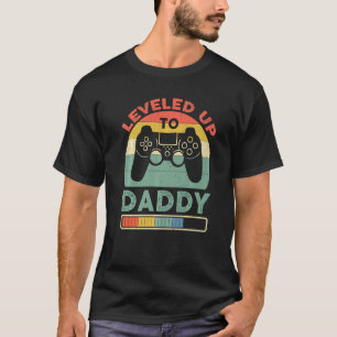Vintage Levelled Up To Dad Funny Video Gamer Fathe T-Shirt