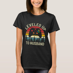 Vintage Levelled Up To Husnd Newly Married Funny V T-Shirt
