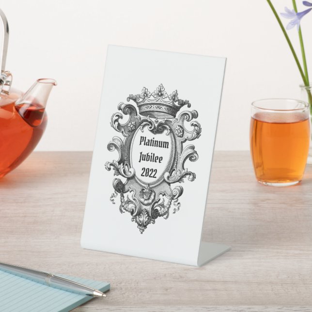 Vintage Look Platinum Jubilee 2022 Pedestal Sign (In SItu)