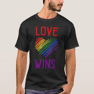 Vintage Love Win Rainbow Peace Sign Pride Lesbian T-Shirt